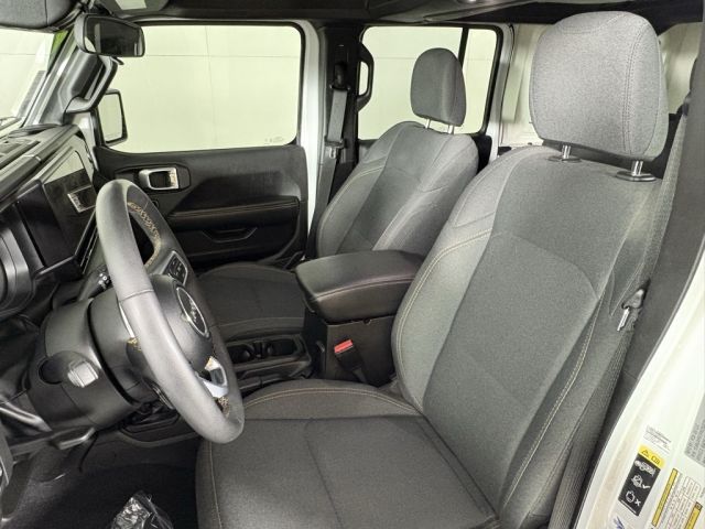 2024 Jeep Wrangler Sahara 4xe 2024 Jeep Wrangler Sahara 4xe