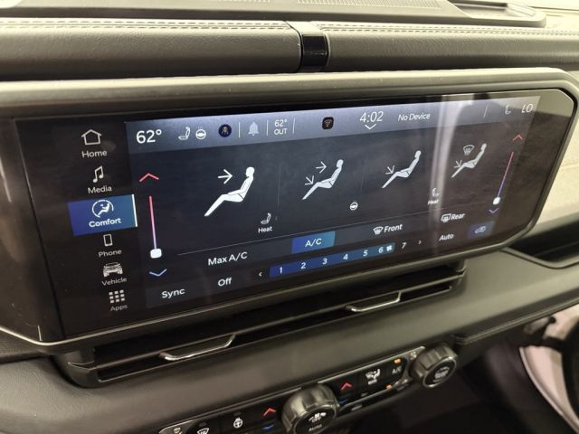 2024 Jeep Wrangler Sahara 4xe 2024 Jeep Wrangler Sahara 4xe