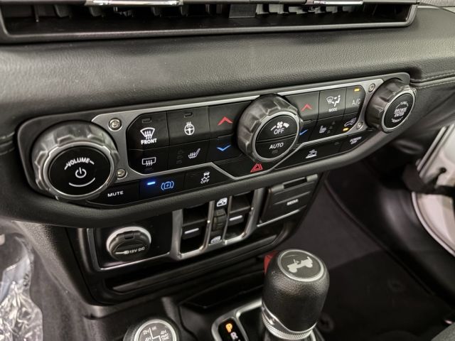 2024 Jeep Wrangler Sahara 4xe 2024 Jeep Wrangler Sahara 4xe