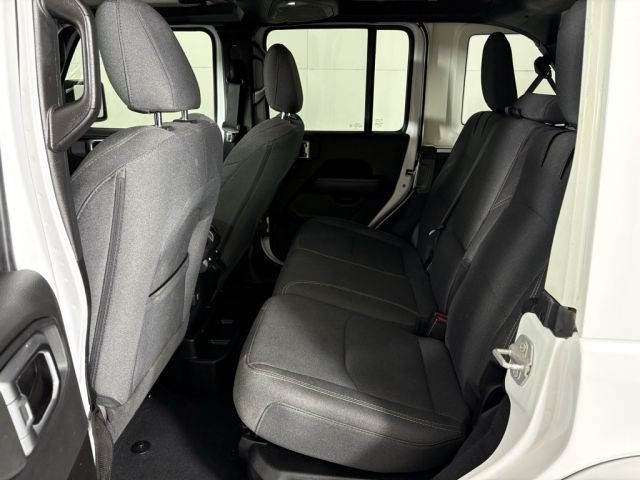 2024 Jeep Wrangler Sahara 4xe 2024 Jeep Wrangler Sahara 4xe