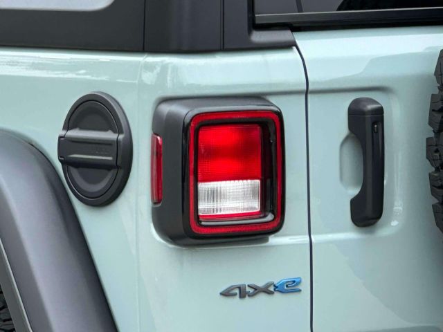 2024 Jeep Wrangler 4xe Willys 4x4