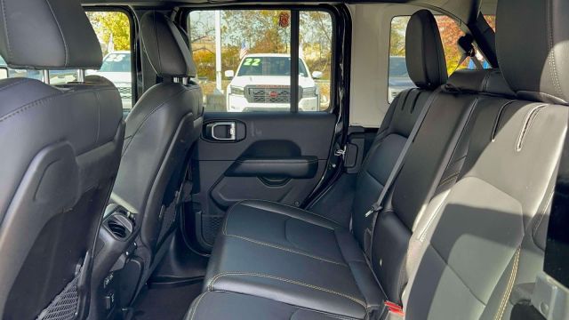 2024 Jeep Wrangler 4xe Sahara 4x4