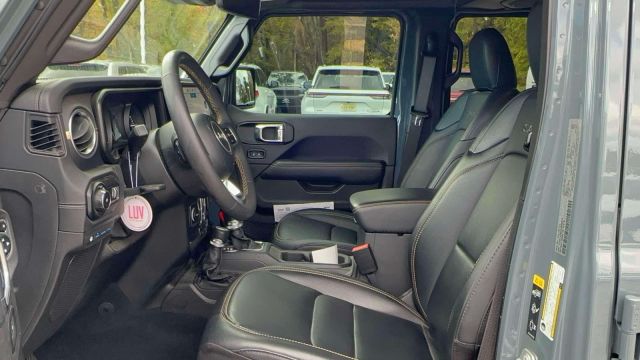 2024 Jeep Wrangler 4xe Sahara 4x4 2024 Jeep Wrangler 4xe Sahara 4x4