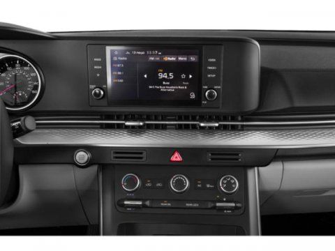 2024 Kia Carnival LX 2024 Kia Carnival LX