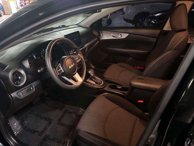 2024 Kia Forte LXS IVT