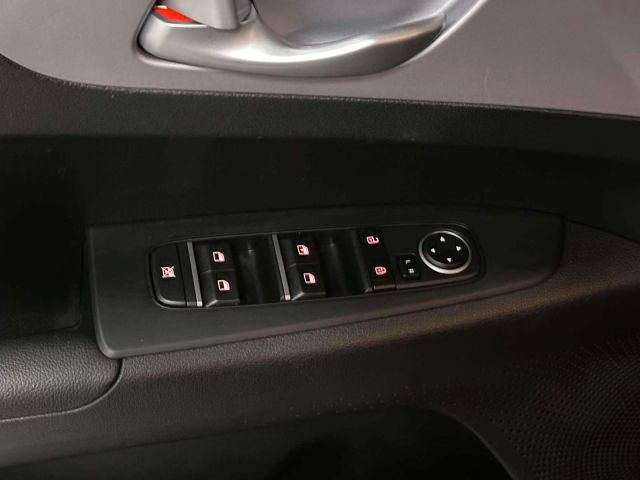 2024 Kia Forte LXS IVT