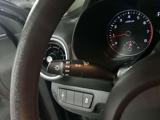 2024 Kia Forte LXS IVT