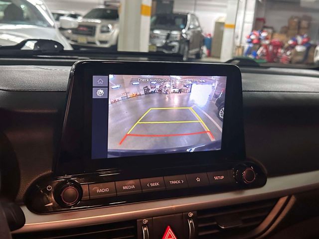 2024 Kia Forte LXS IVT