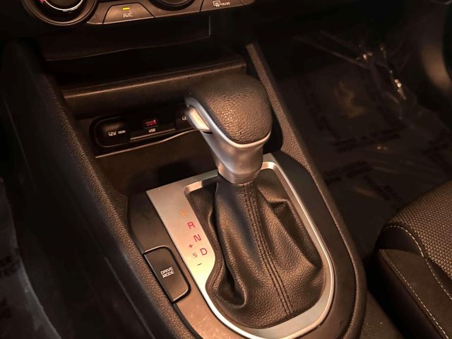 2024 Kia Forte LXS IVT