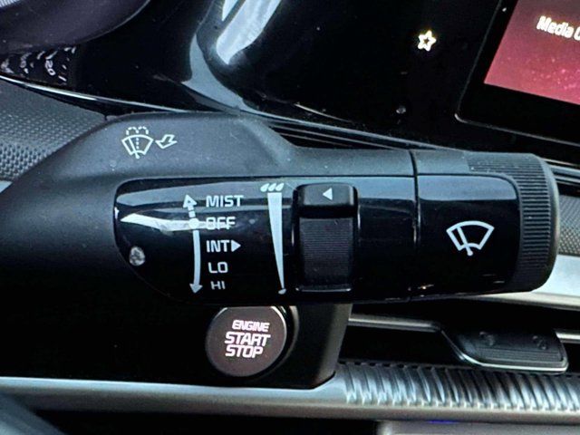 2024 Kia K5 GT-Line 2024 Kia K5 GT-Line