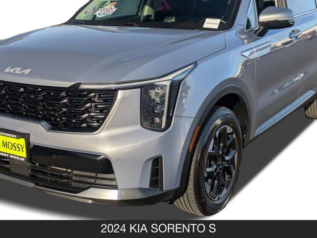 2024 Kia Sorento S