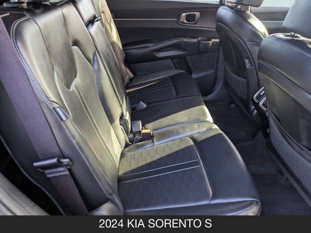 2024 Kia Sorento S