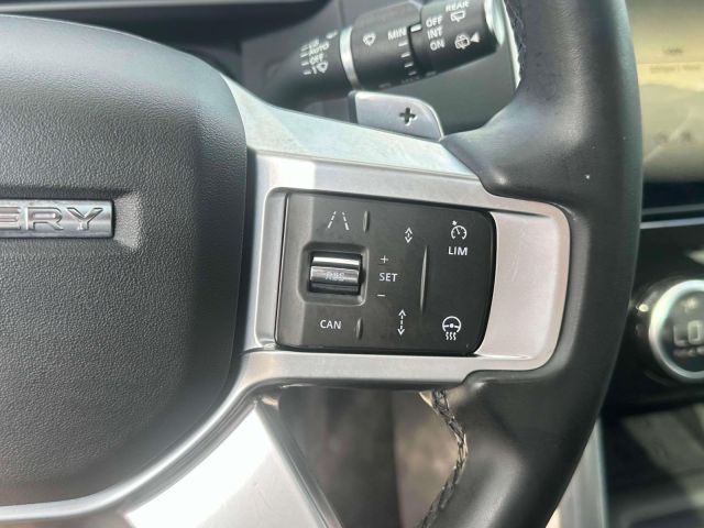 2024 Land Rover Discovery P300 S