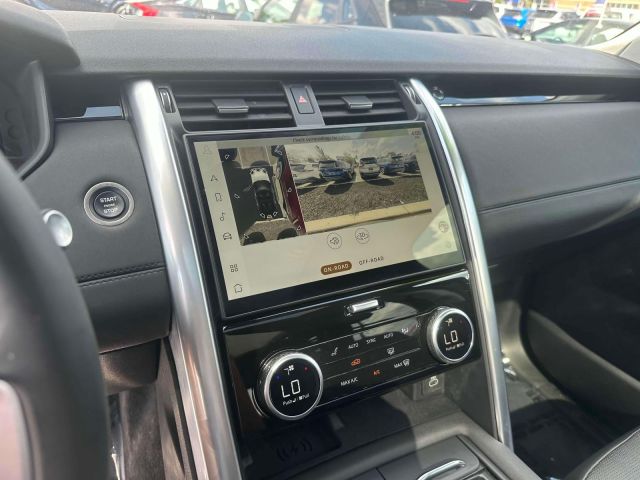 2024 Land Rover Discovery P300 S