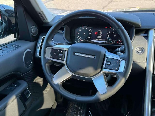 2024 Land Rover Discovery P300 S