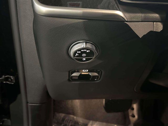 2024 Mercedes-Benz GLC GLC 300 2024 Mercedes-Benz GLC GLC 300