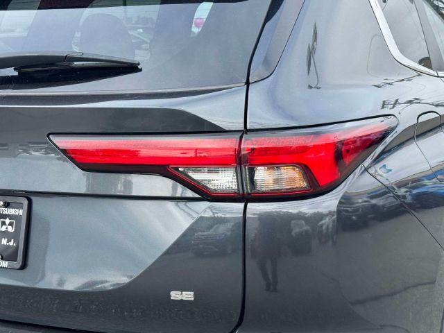 2024 Mitsubishi Outlander SE FWD