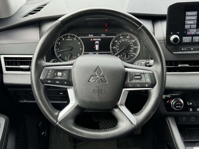 2024 Mitsubishi Outlander SE FWD