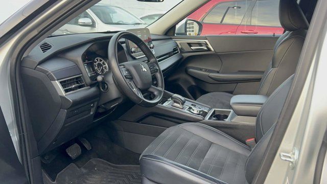 2024 Mitsubishi Outlander SE Black Edition 2024 Mitsubishi Outlander SE Black Edition