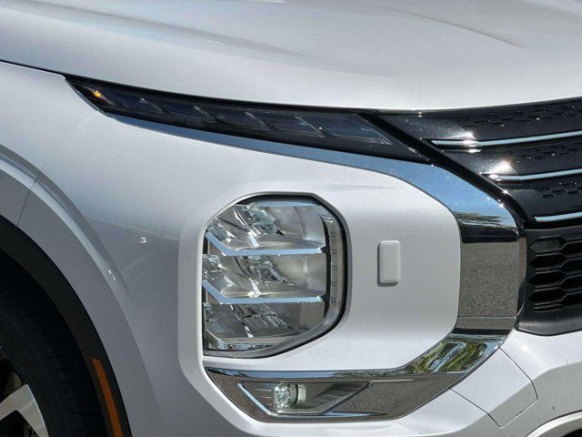 2024 Mitsubishi Outlander Plug-In Hybrid SE