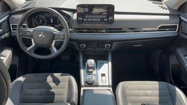 2024 Mitsubishi Outlander Plug-In Hybrid SE