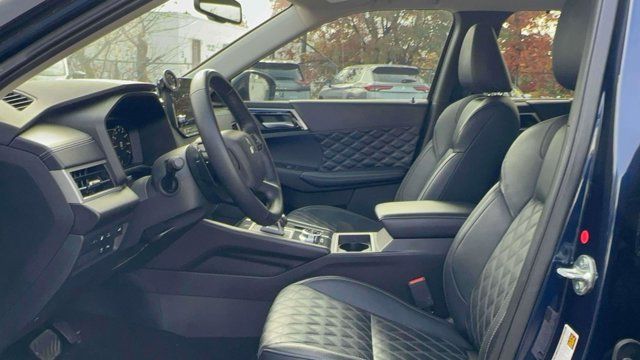 2024 Mitsubishi Outlander Plug-In Hybrid SEL 2024 Mitsubishi Outlander Plug-In Hybrid SEL