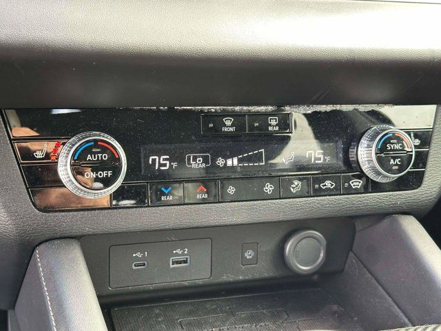 2024 Mitsubishi Outlander Plug-In Hybrid SEL 2024 Mitsubishi Outlander Plug-In Hybrid SEL