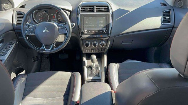 2024 Mitsubishi Outlander Sport SE