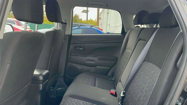 2024 Mitsubishi Outlander Sport SE