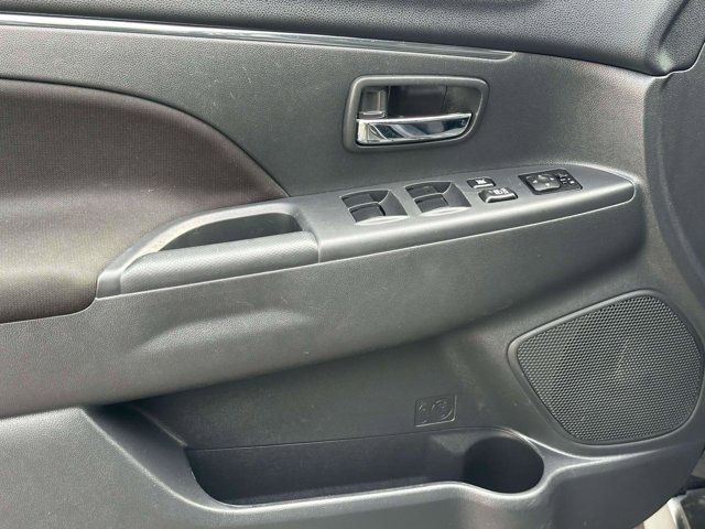 2024 Mitsubishi Outlander Sport SE