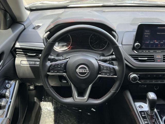 2024 Nissan Altima 2.5 SR Sedan