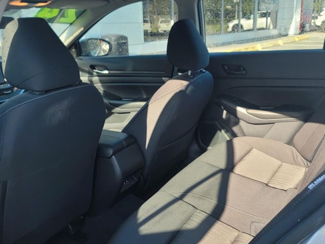 2024 Nissan Altima 2.5 SV Sedan