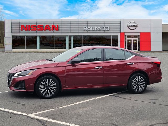 2024 Nissan Altima 2.5 SV AWD Sedan