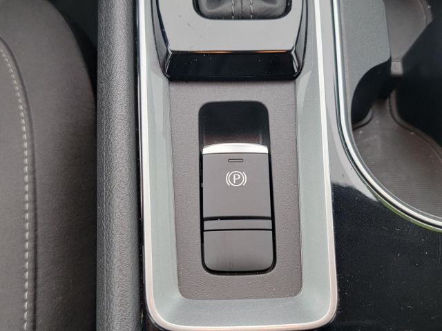 2024 Nissan Altima 2.5 SV AWD Sedan