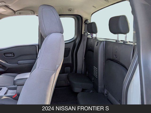2024 Nissan Frontier S