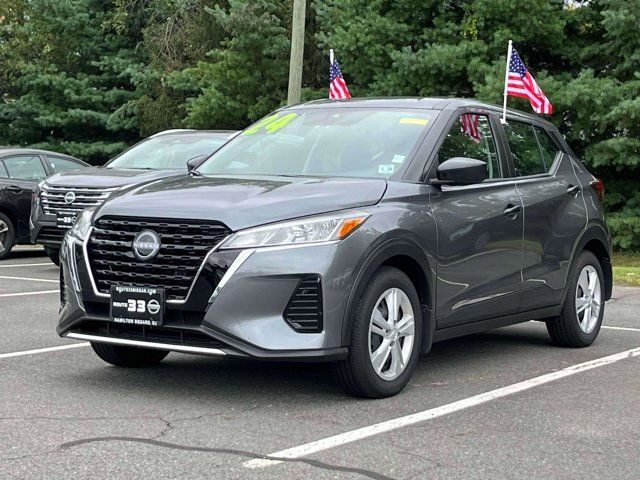 2024 Nissan Kicks S