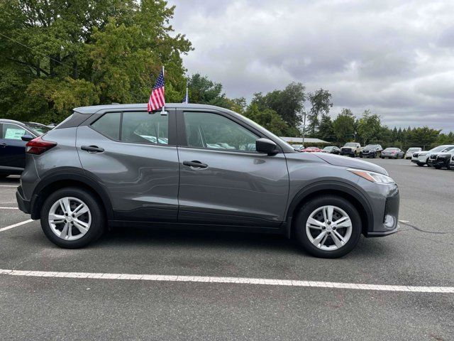 2024 Nissan Kicks S