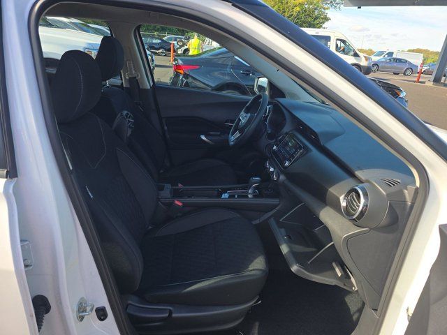 2024 Nissan Kicks SV 2024 Nissan Kicks SV