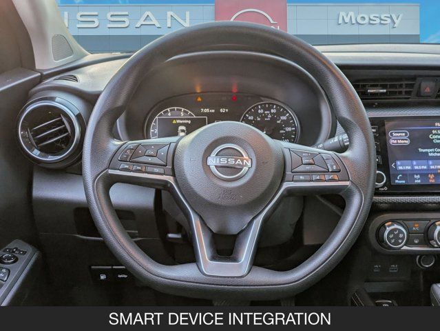 2024 Nissan Kicks SV 2024 Nissan Kicks SV