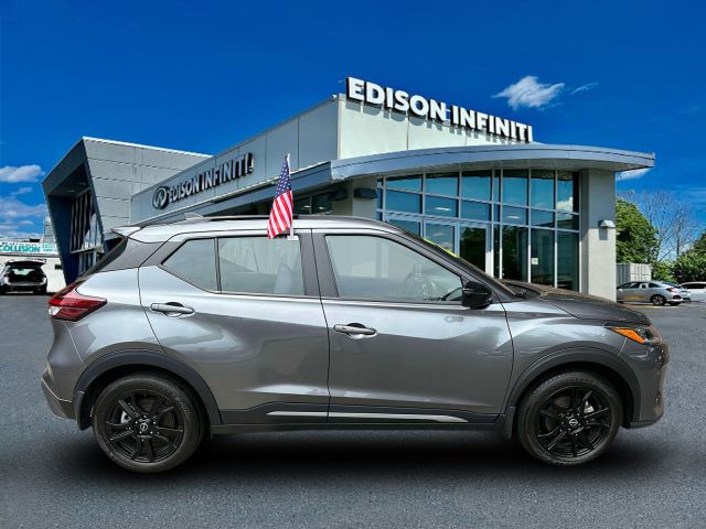 2024 Nissan Kicks SR FWD