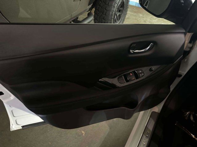 2024 Nissan LEAF SV PLUS