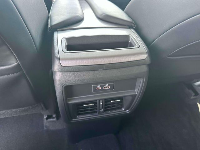 2024 Nissan Murano AWD SV