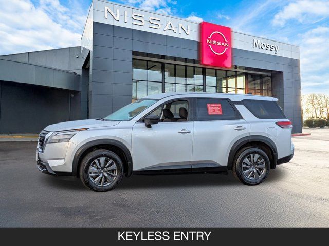 2024 Nissan Pathfinder S