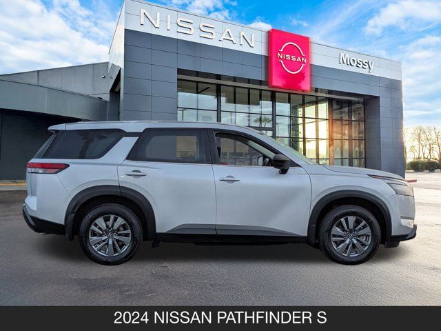 2024 Nissan Pathfinder S