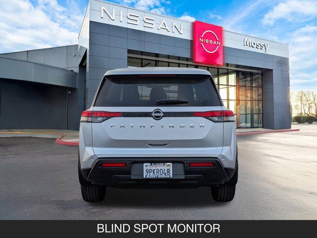 2024 Nissan Pathfinder S