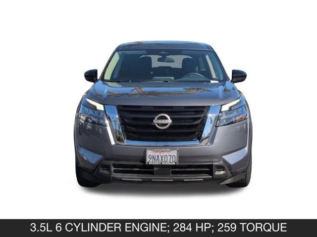 2024 Nissan Pathfinder S