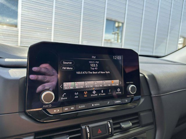 2024 Nissan Pathfinder S