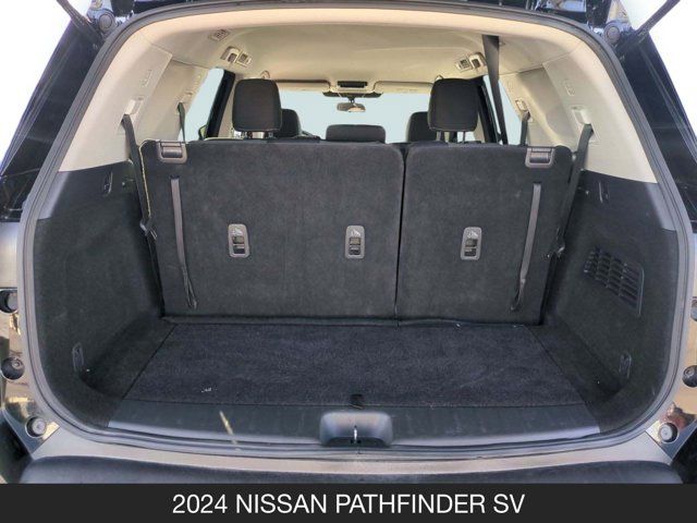 2024 Nissan Pathfinder SV