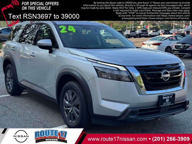 2024 Nissan Pathfinder SV 4WD