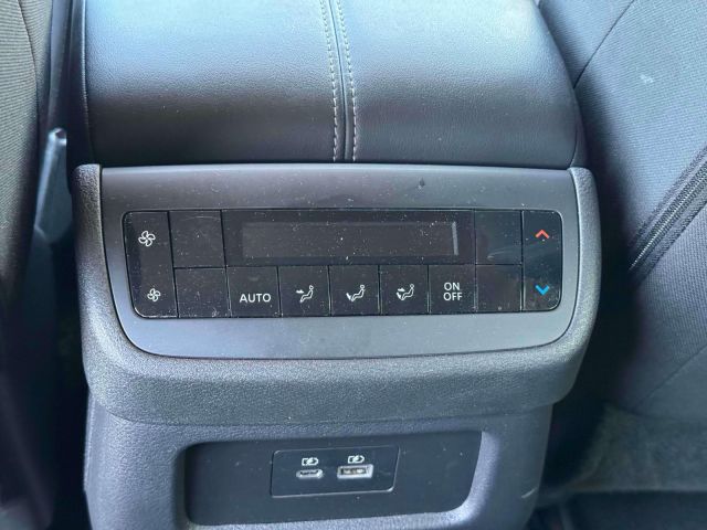 2024 Nissan Pathfinder SV 4WD